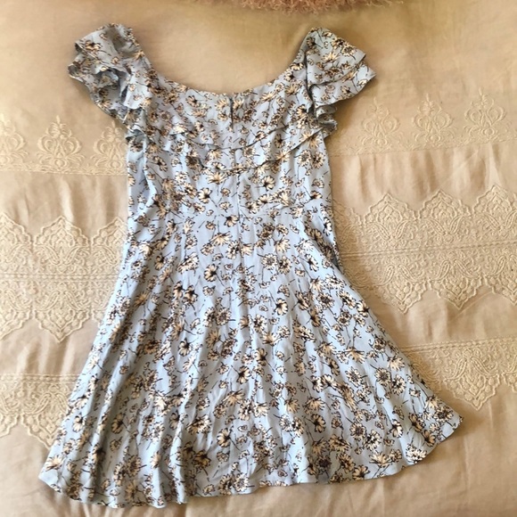 Summer Floral Dress - Picture 2 of 3